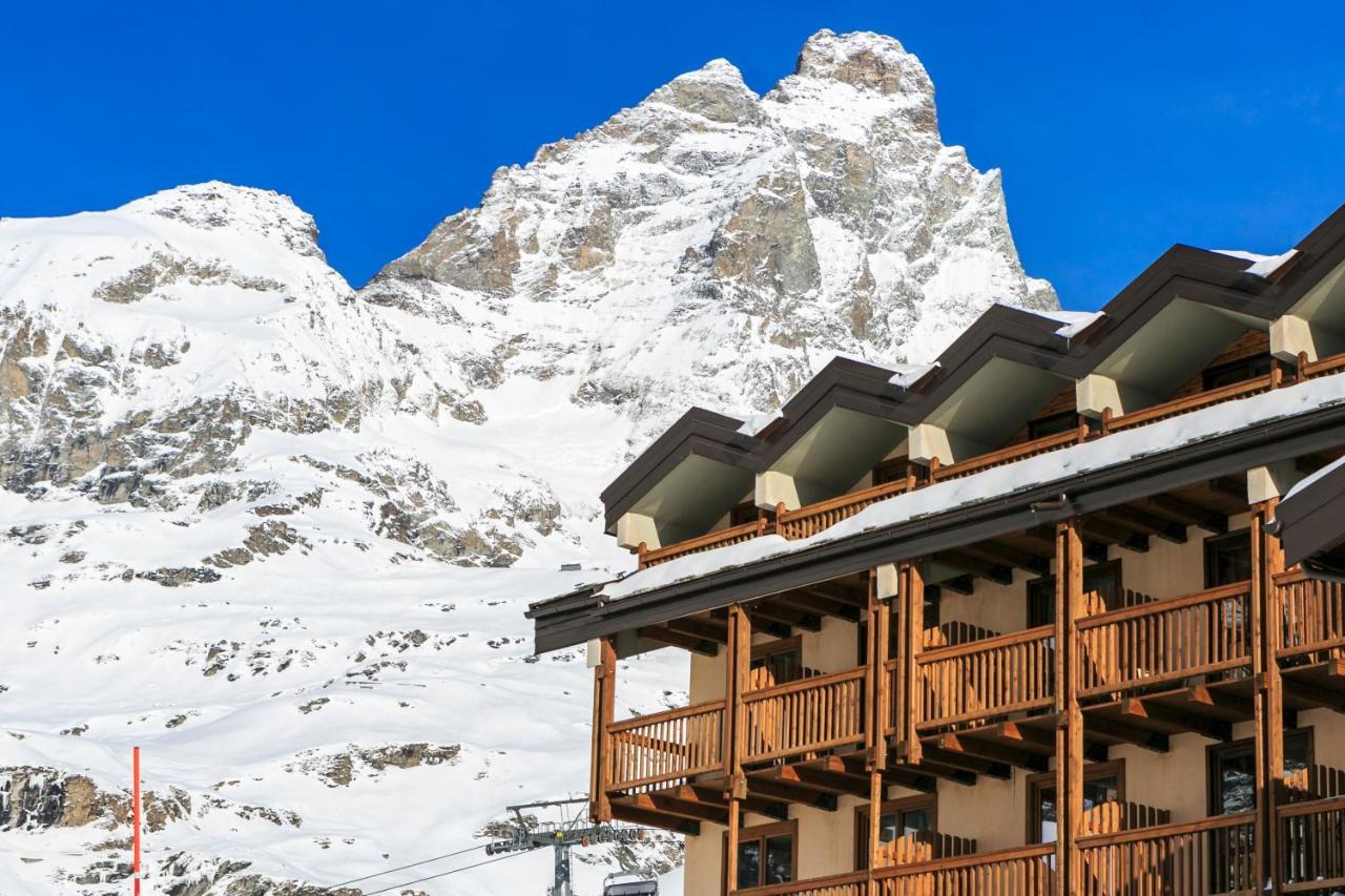 Hotel Meublé Furggen Breuil-Cervinia Exterior foto